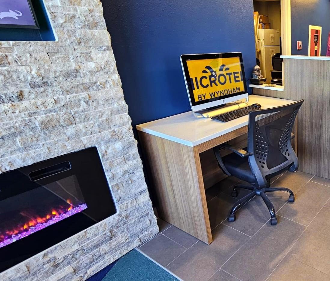 Microtel Inn & Suites By Wyndham Tulsa - Catoosa Route 66 Extérieur photo