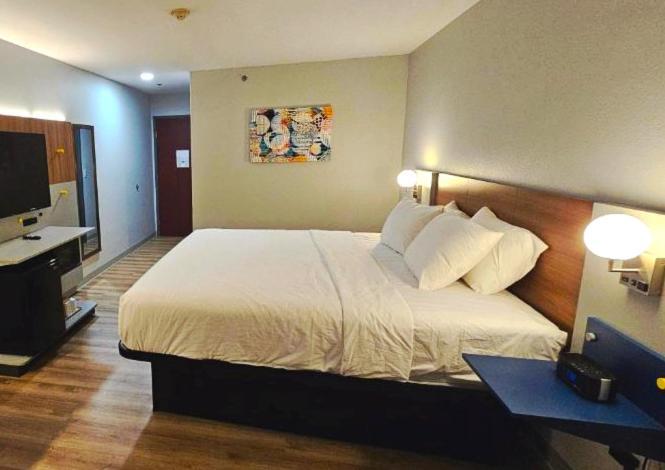 Microtel Inn & Suites By Wyndham Tulsa - Catoosa Route 66 Extérieur photo