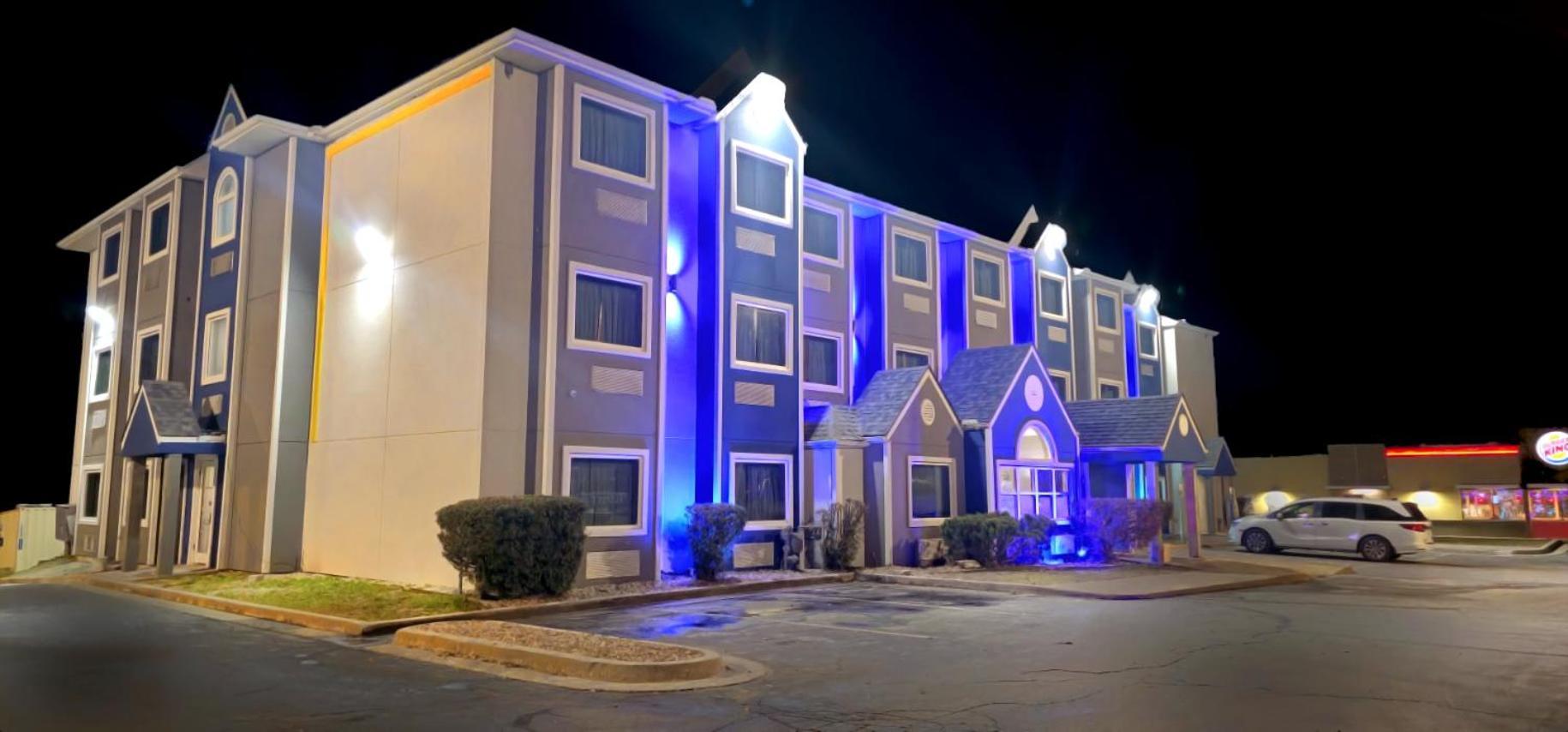 Microtel Inn & Suites By Wyndham Tulsa - Catoosa Route 66 Extérieur photo
