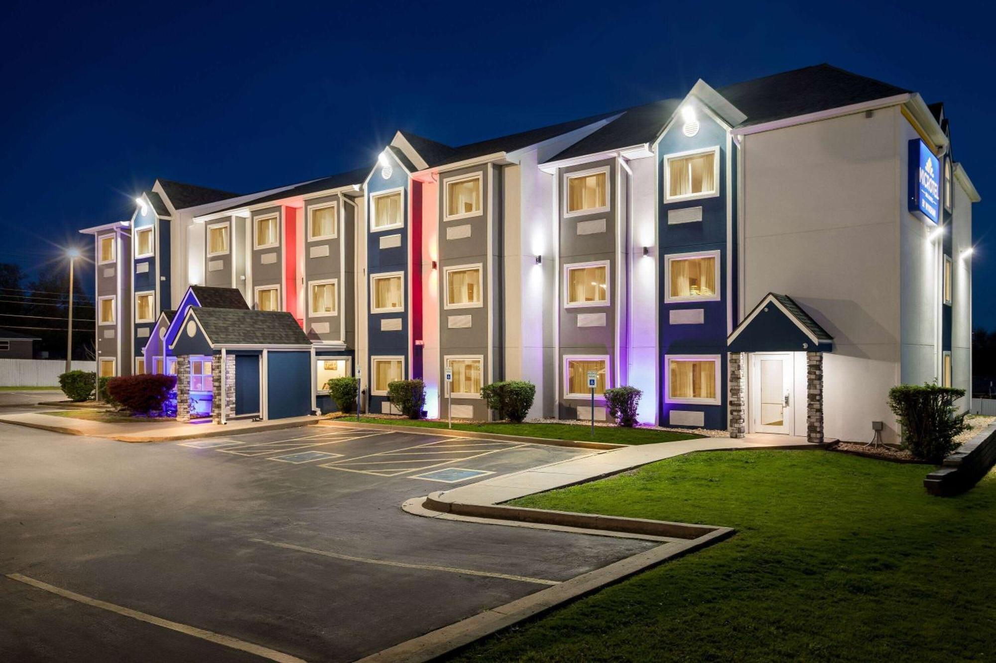 Microtel Inn & Suites By Wyndham Tulsa - Catoosa Route 66 Extérieur photo