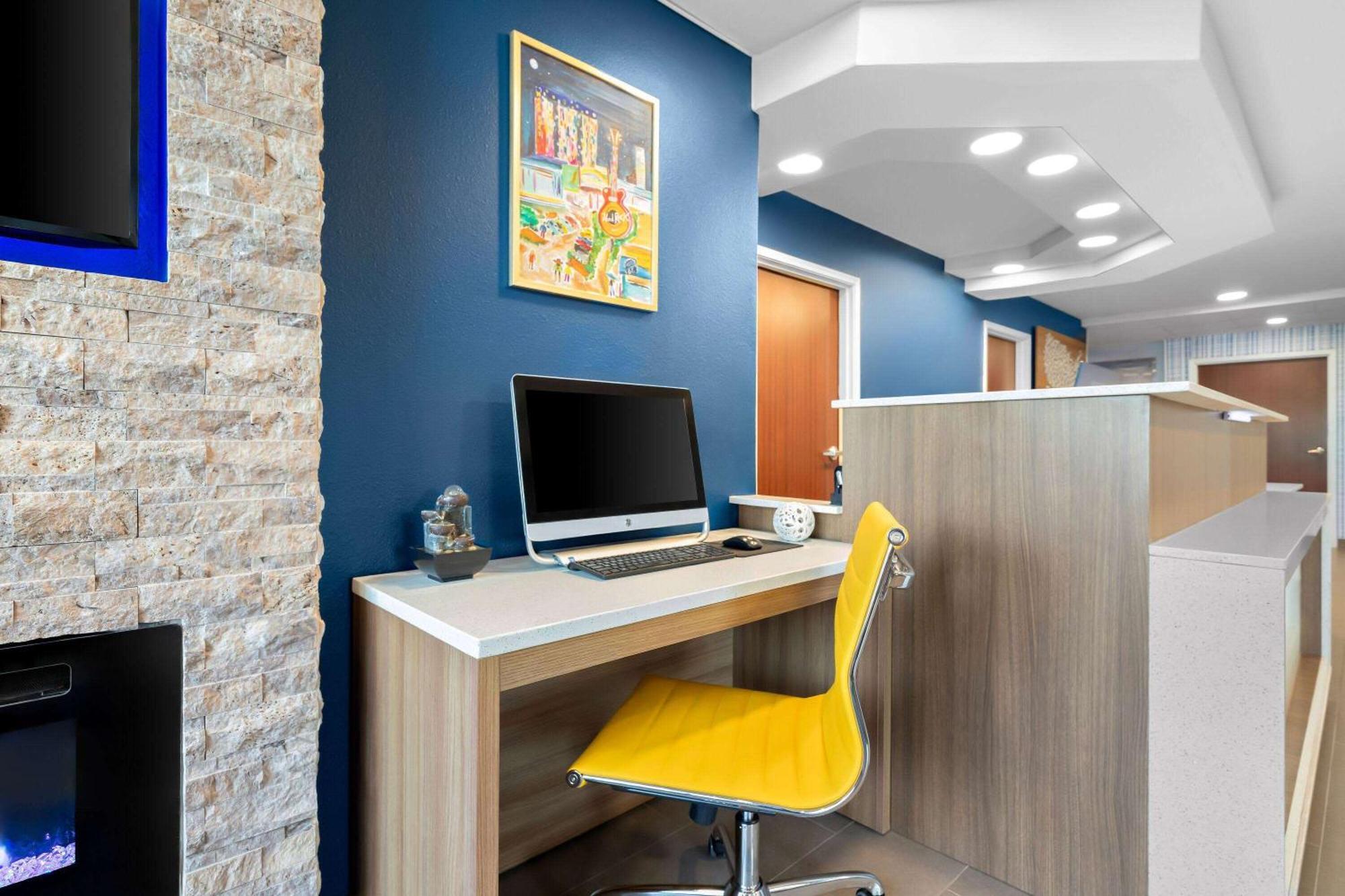 Microtel Inn & Suites By Wyndham Tulsa - Catoosa Route 66 Extérieur photo